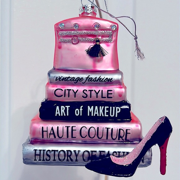 Cody Foster Couture Fashion Books Ornament w/Heel - NWT - Picture 4 of 4